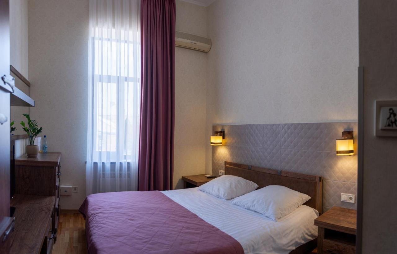 Hotel Star Mukaczewo Zewnętrze zdjęcie