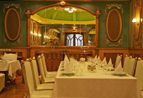 Hotel Star Mukaczewo Zewnętrze zdjęcie