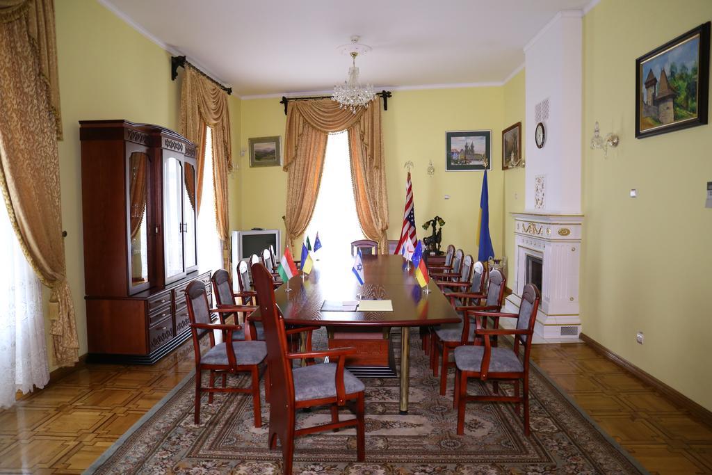 Hotel Star Mukaczewo Pokój zdjęcie